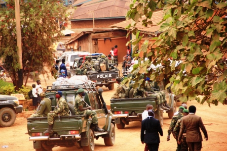 Nord-Kivu : la présence sur le front  de  certains officiers militaires accusés dans plusieurs rapports risque de sceller le divorce entre la population et l’armée (Société Civile)
