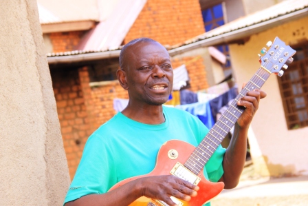 Butembo : Bonnet Makuta Etogo, une carrière aux milles  chansons Gospel, force l’admiration