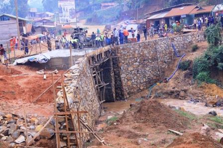 Butembo : le nouveau  pont sur la rivière  Mususa sera praticable dans 28 jours
