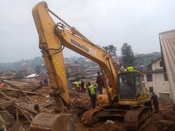 Butembo : deux corps sans vie tirés du chantier écroulé sur Avenue Matokeo (bilan provisoire)